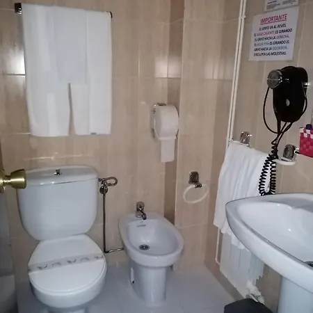 Hostal Adelia Hotel