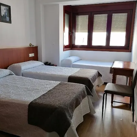 Hostal Adelia A Coruna