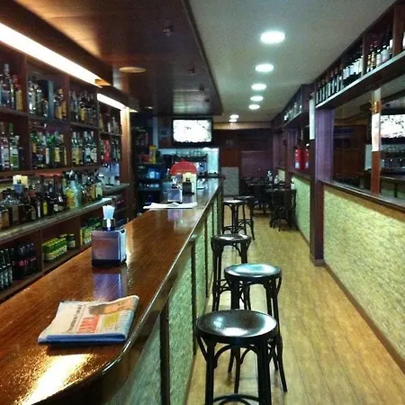 Hostal Adelia 2*
