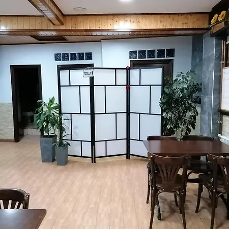 Hostal Adelia