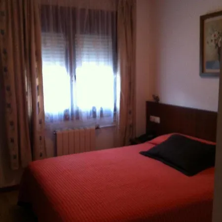 Adelia Hotel 2*
